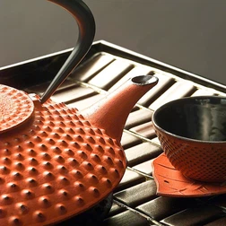 cast-iron-teapot10 cast-iron-teapot10