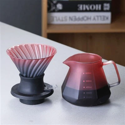 হাত our ালা গ্লাস কফি প্রস্তুতকারক